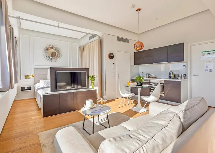 Free Car Parking Appartement- 25min To Downtown Vienna
